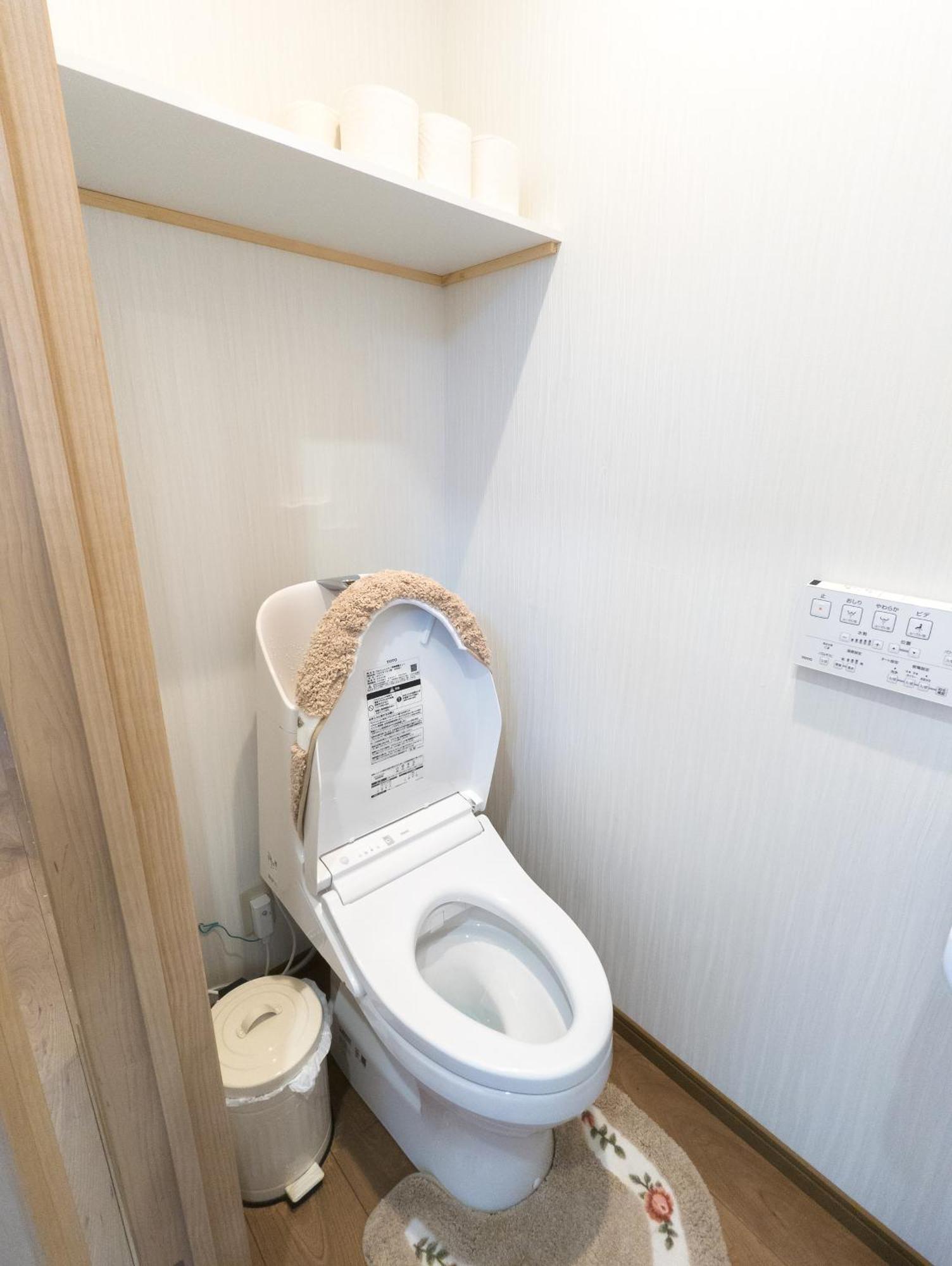 花園町駅から1分 難波から4分 今年リフォーム済み シャワー洗面トイレ各階付き 通天閣難波天王寺大阪城近々 Wi-Fi有り 星夜屋 Διαμέρισμα Εξωτερικό φωτογραφία